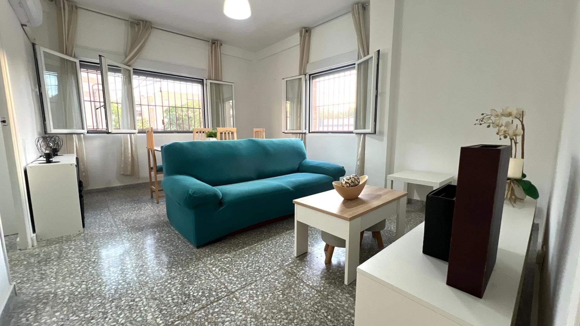 Flat to rent in Calle Diego Pascual Oliver, 6, San Crispín