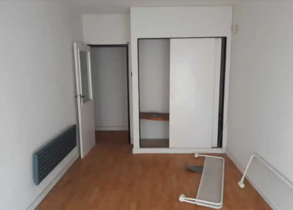 Dormitori de Apartament en venda en Coaña