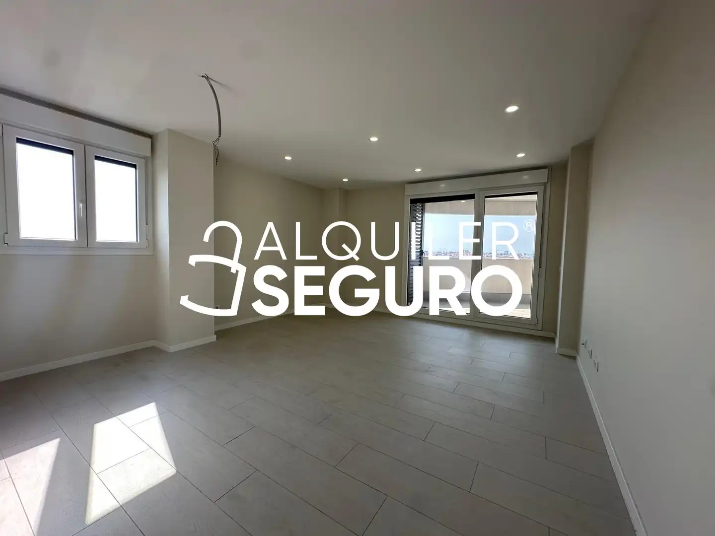 Sala de estar de Piso de alquiler en Valencia con Aire acondicionado, Terraza y Trastero
