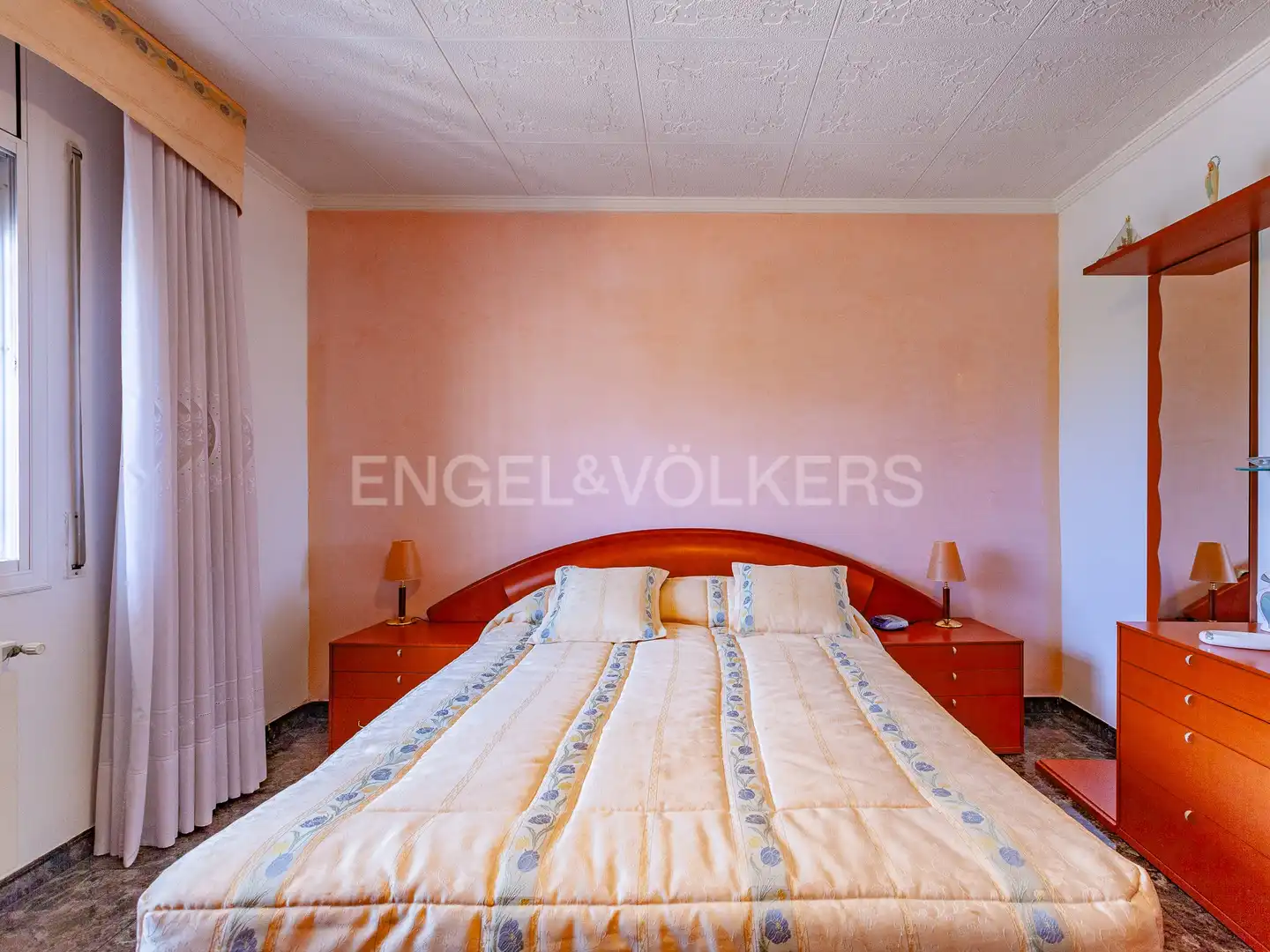 Habitación de Casa o chalet en venta en Terrassa con Aire acondicionado, Calefacción y Terraza