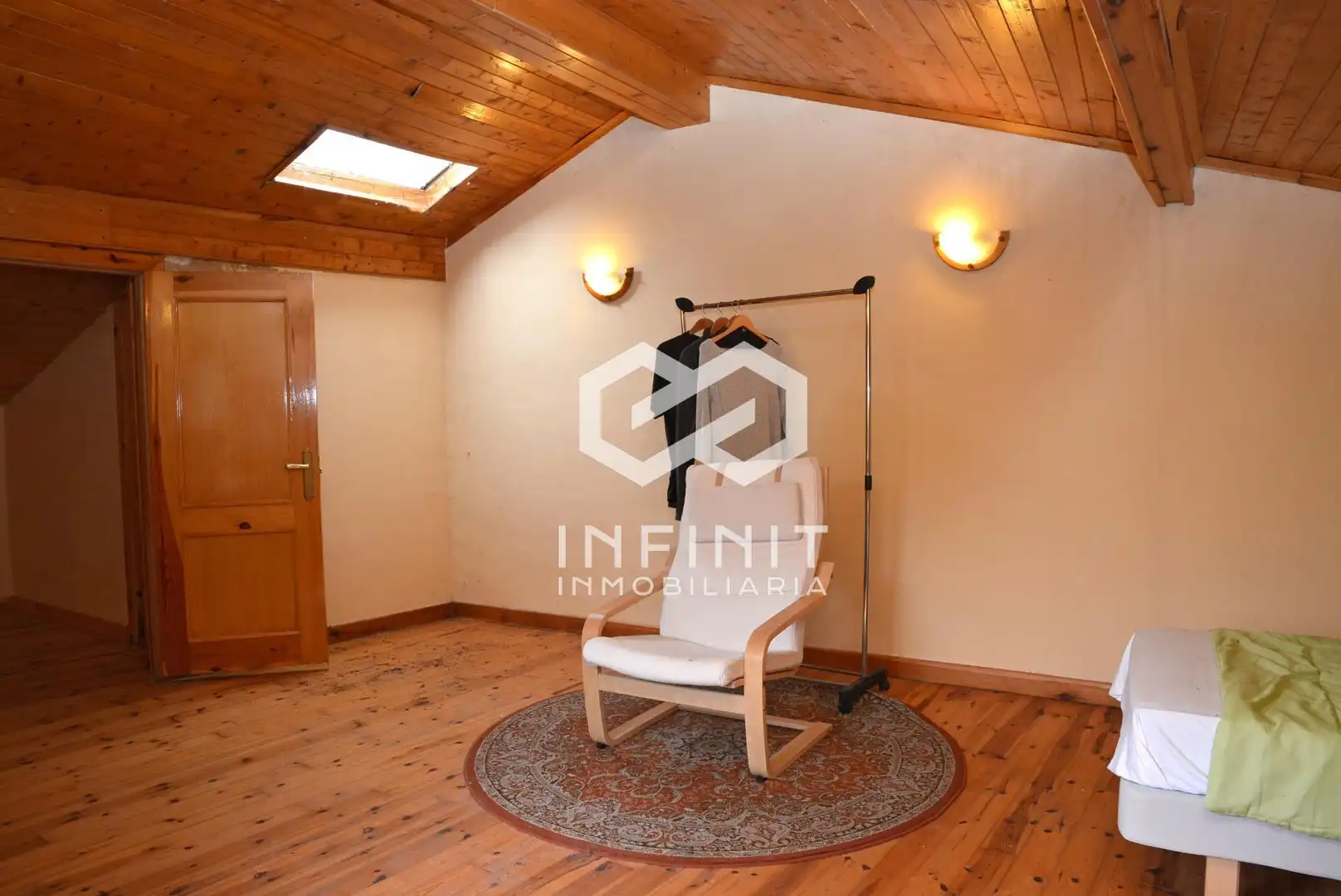 Houses for sale in Peñalver  with Private garden and Balcony
