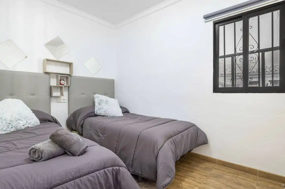 Bedroom of Flat for rent in Ronda  with Furnished