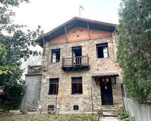Vista exterior de Casa adosada en venda en Galdakao