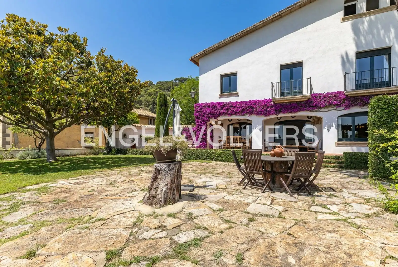 Vista exterior de Casa o xalet en venda en Premià de Dalt amb Calefacció, Jardí privat i Terrassa