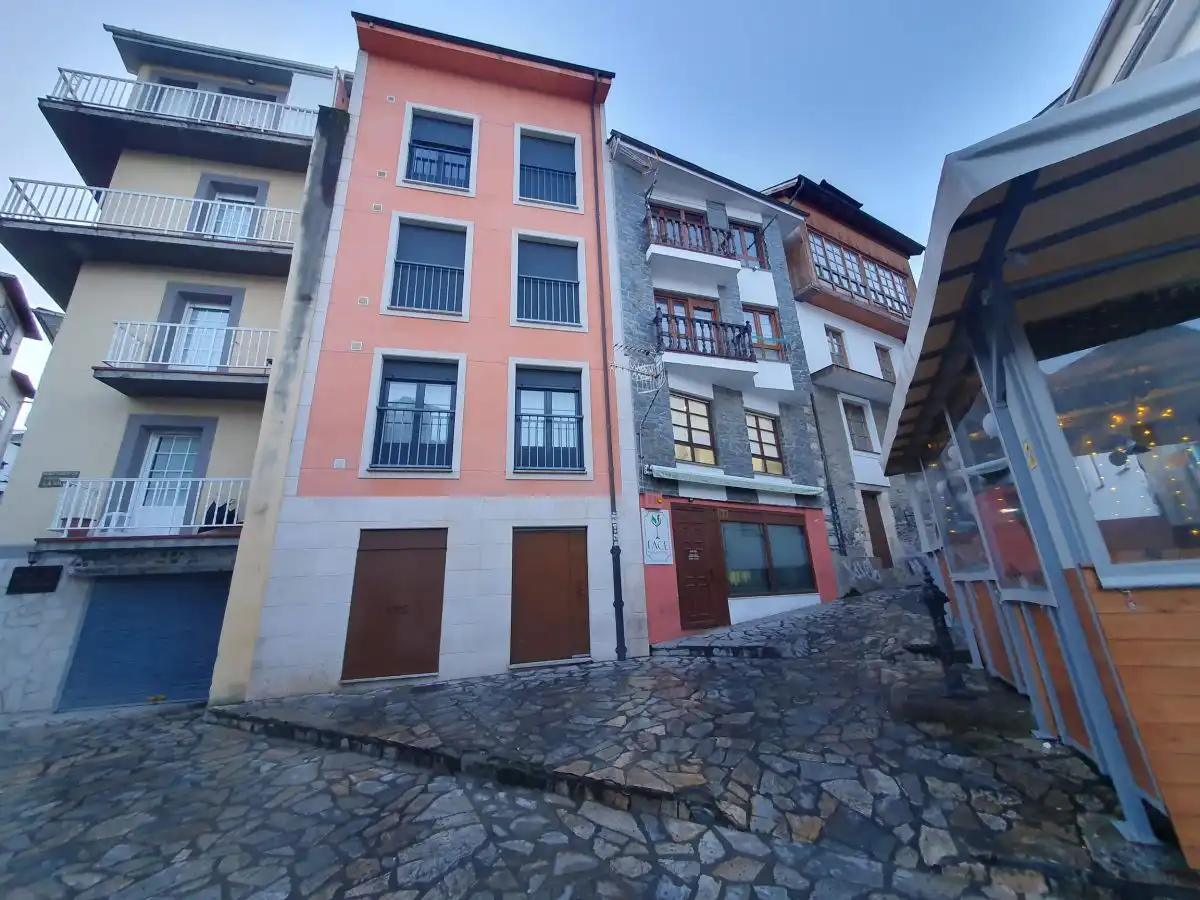 Gewerbefläche zum Verkauf in Navia, imagen 11