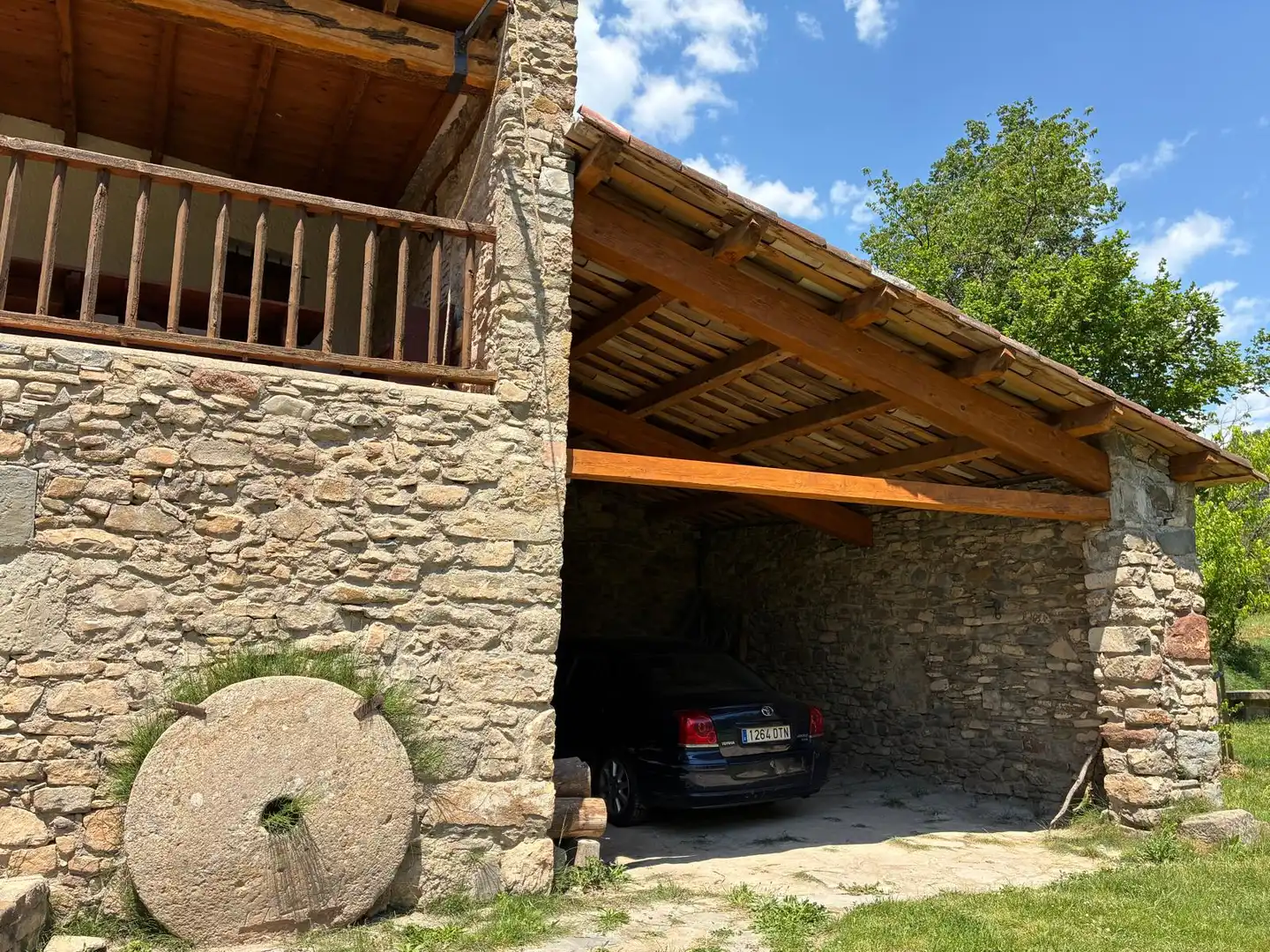Vista exterior de Finca rústica en venda en Borredà amb Jardí privat, Terrassa i Traster