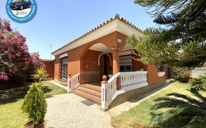 Exterior view of House or chalet for sale in Chipiona  with Air Conditioner, Heating and Private garden