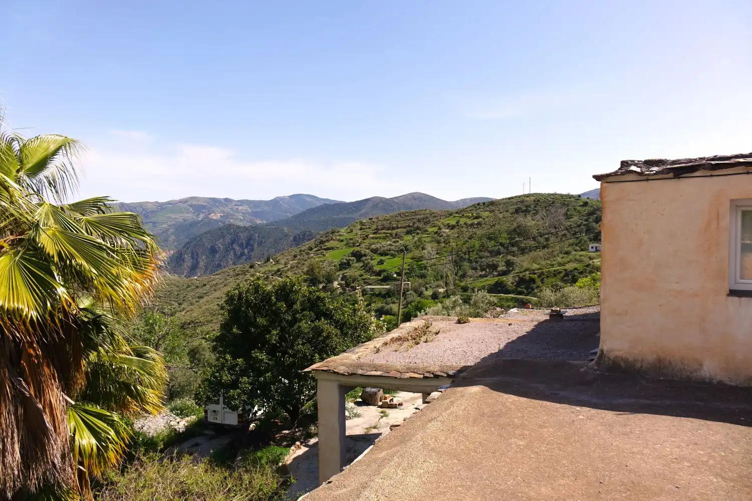 Vista exterior de Casa o xalet en venda en Soportújar amb Terrassa