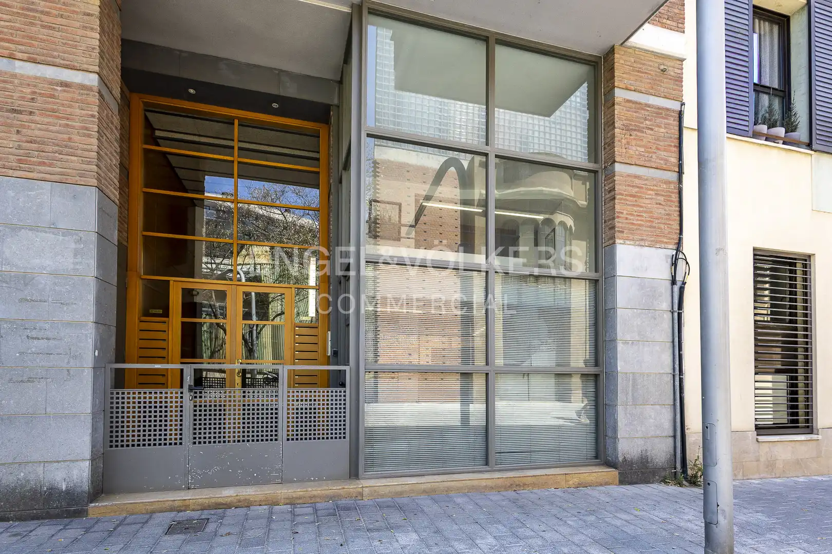 Außenansicht von Geschaftsraum zur Miete in Barcelona mit Terrasse
