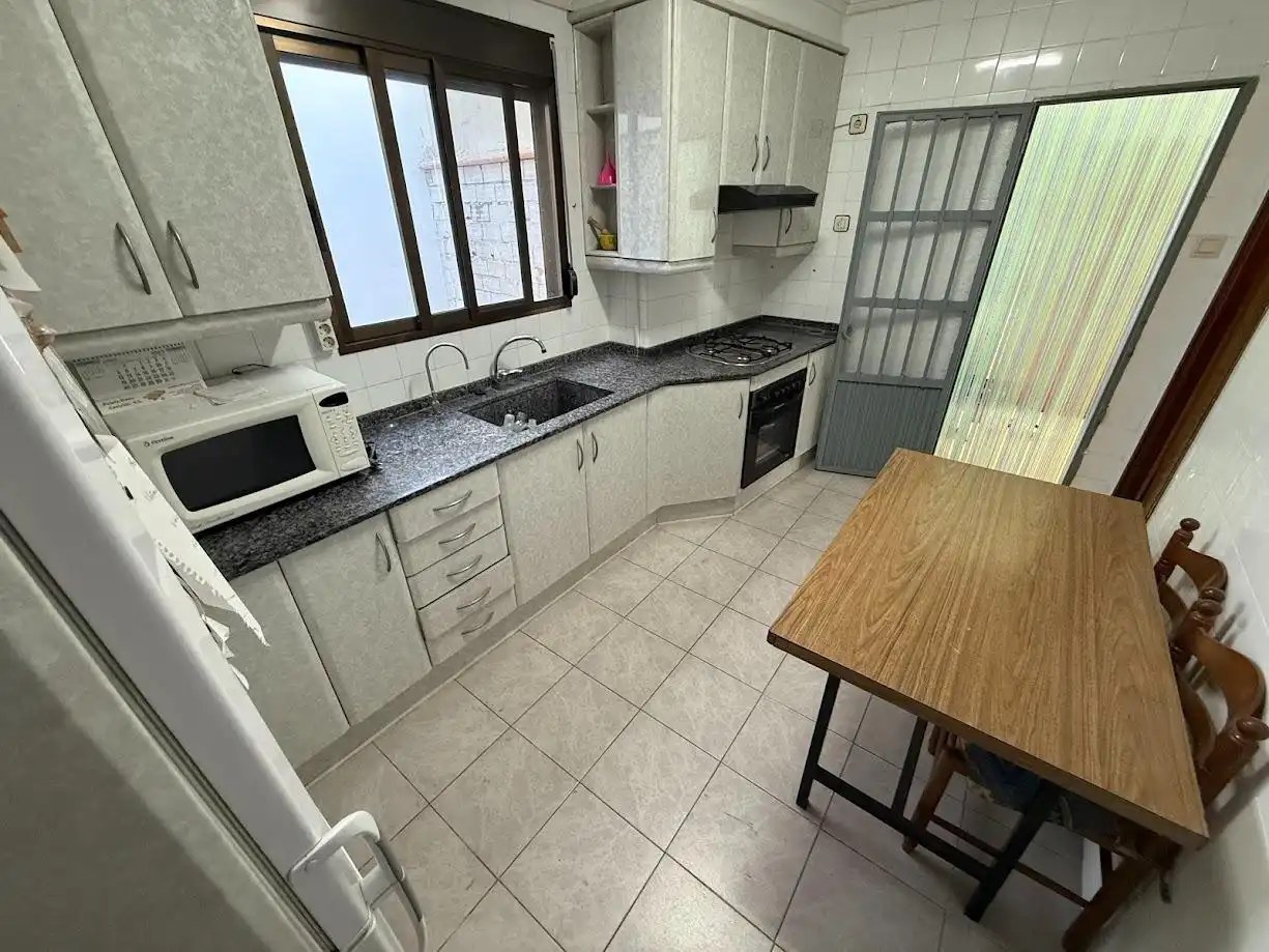 Cocina de Piso en venta en Mislata con Terraza, Trastero y Balcón