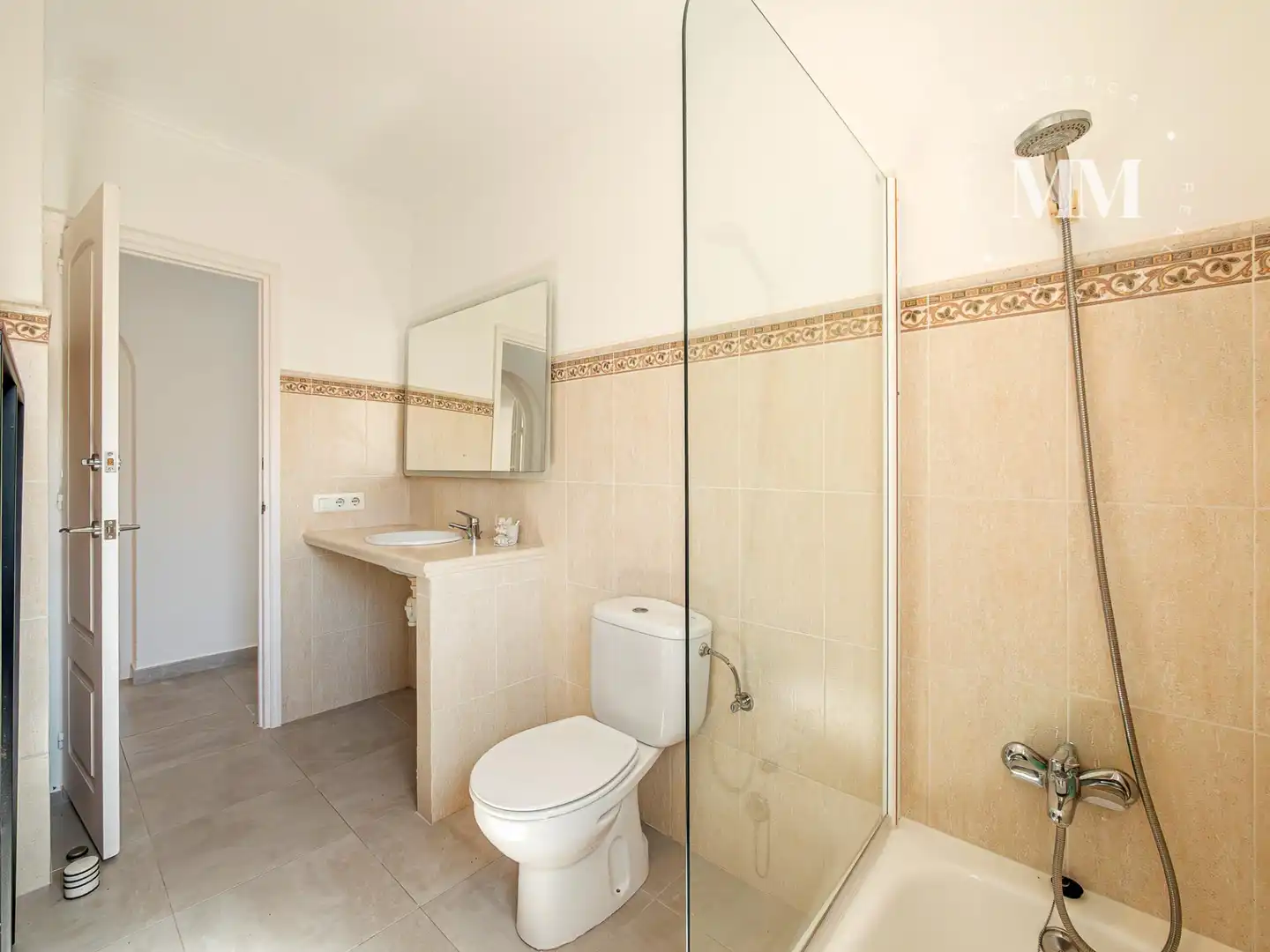 Bany de Casa o xalet en venda en Es Castell amb Aire condicionat, Jardí privat i Terrassa