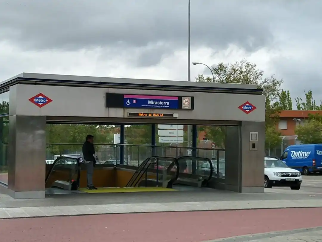 Außenansicht von Garage zur Miete in Madrid