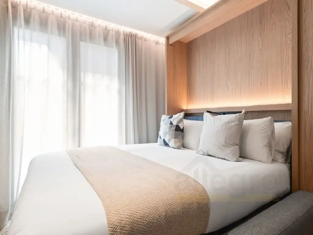 Bedroom of Commercial properties for sale in Puente de Vallecas