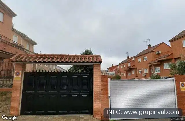 Exterior view of Ground floor for sale in Casco Urbano