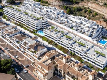Apartament amb piscina en venda a Benalmádena pueblo