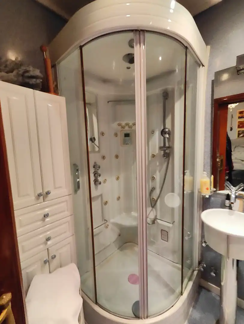 Baño de Piso en venta en Madrid con Aire acondicionado, Calefacción y Parquet