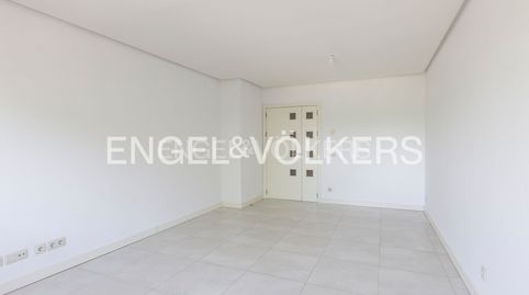 Photo 2 of Flat for sale in Sanchinarro, Madrid Capital