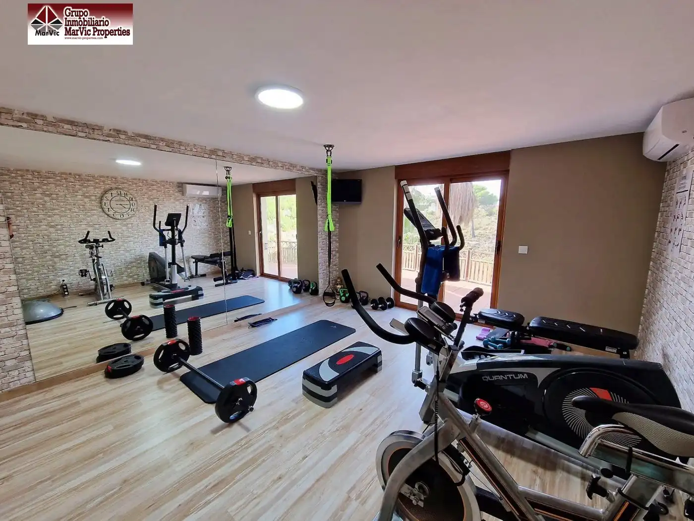 Casa o xalet en venda en La Nucia amb Aire condicionat, Calefacció i Jardí privat
