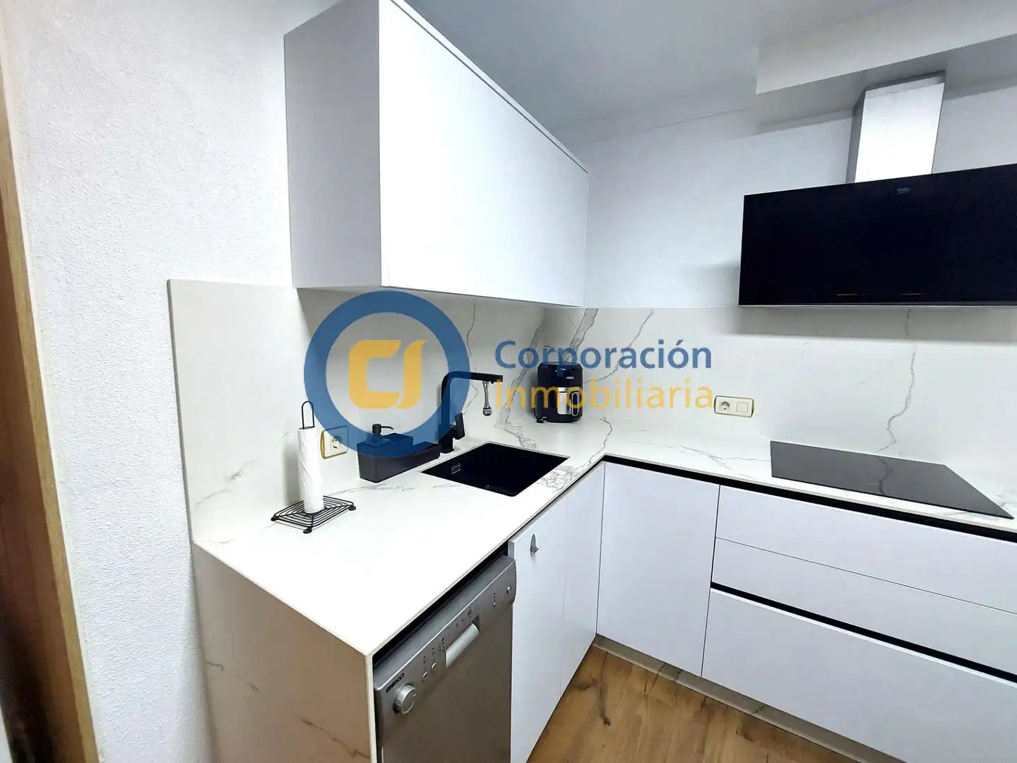 Cocina de Piso en venta en Lorca con Calefacción, Jardín privado y Trastero