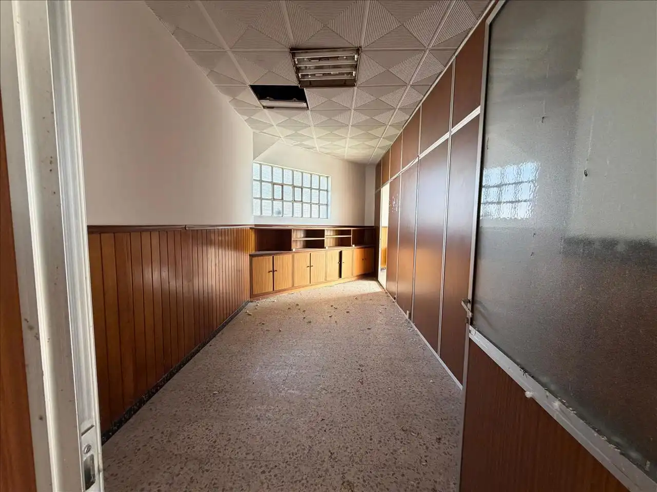 Business premises for sale in Pias, imagen 4