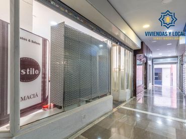 Local comercial en venda a Calle Mesones 23