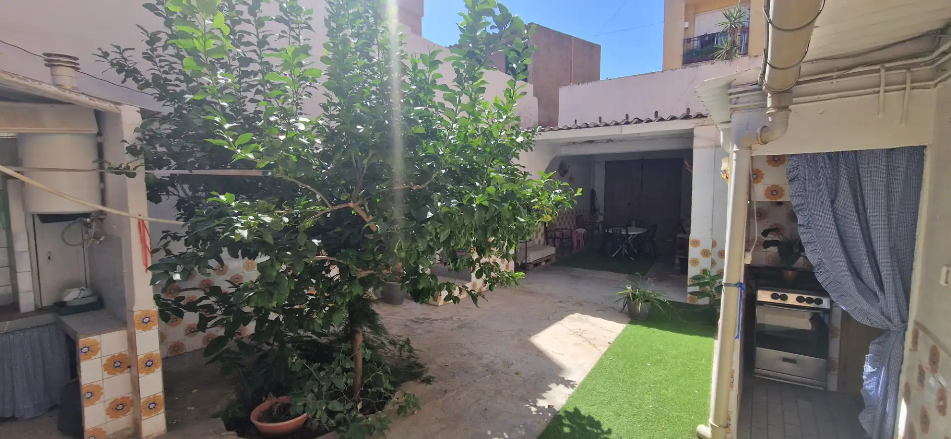 Garden of Houses for sale in Albal  with Air Conditioner, Heating and Furnished