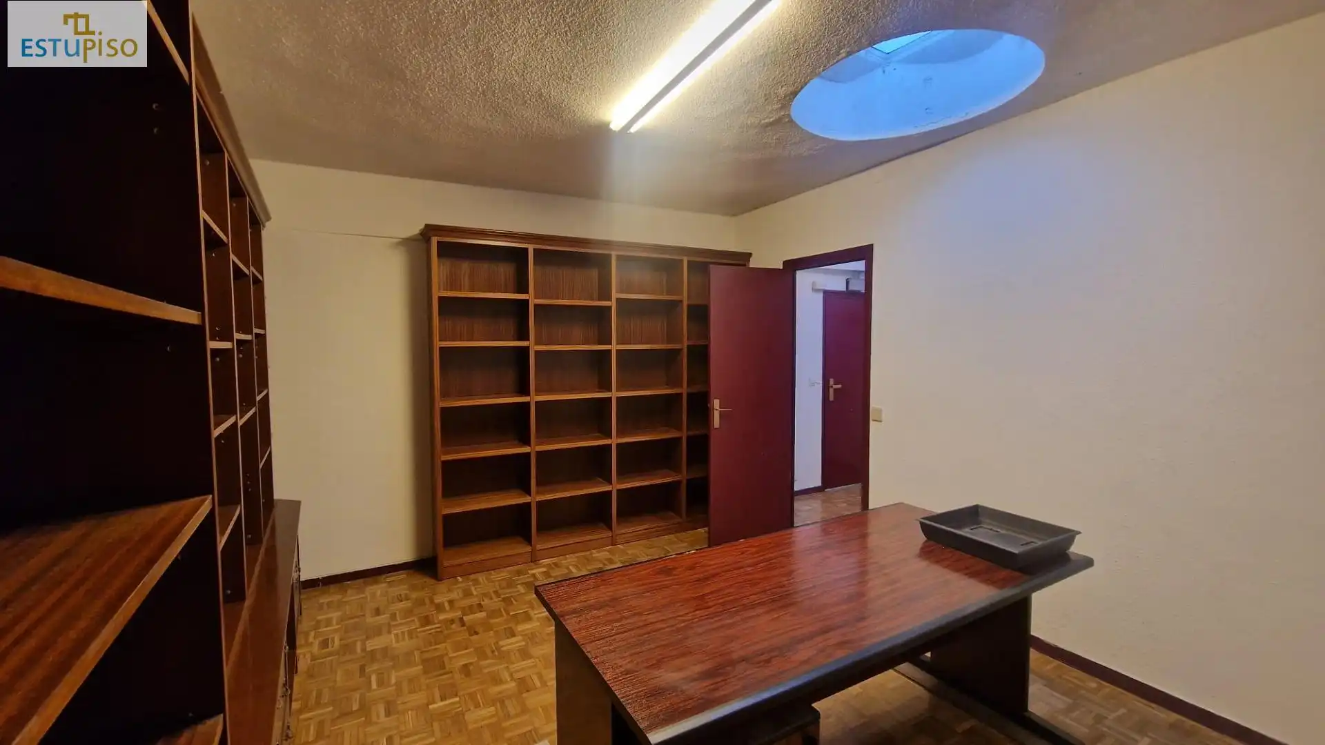 Büro zum Verkauf in Vitoria - Gasteiz mit Möbliert
