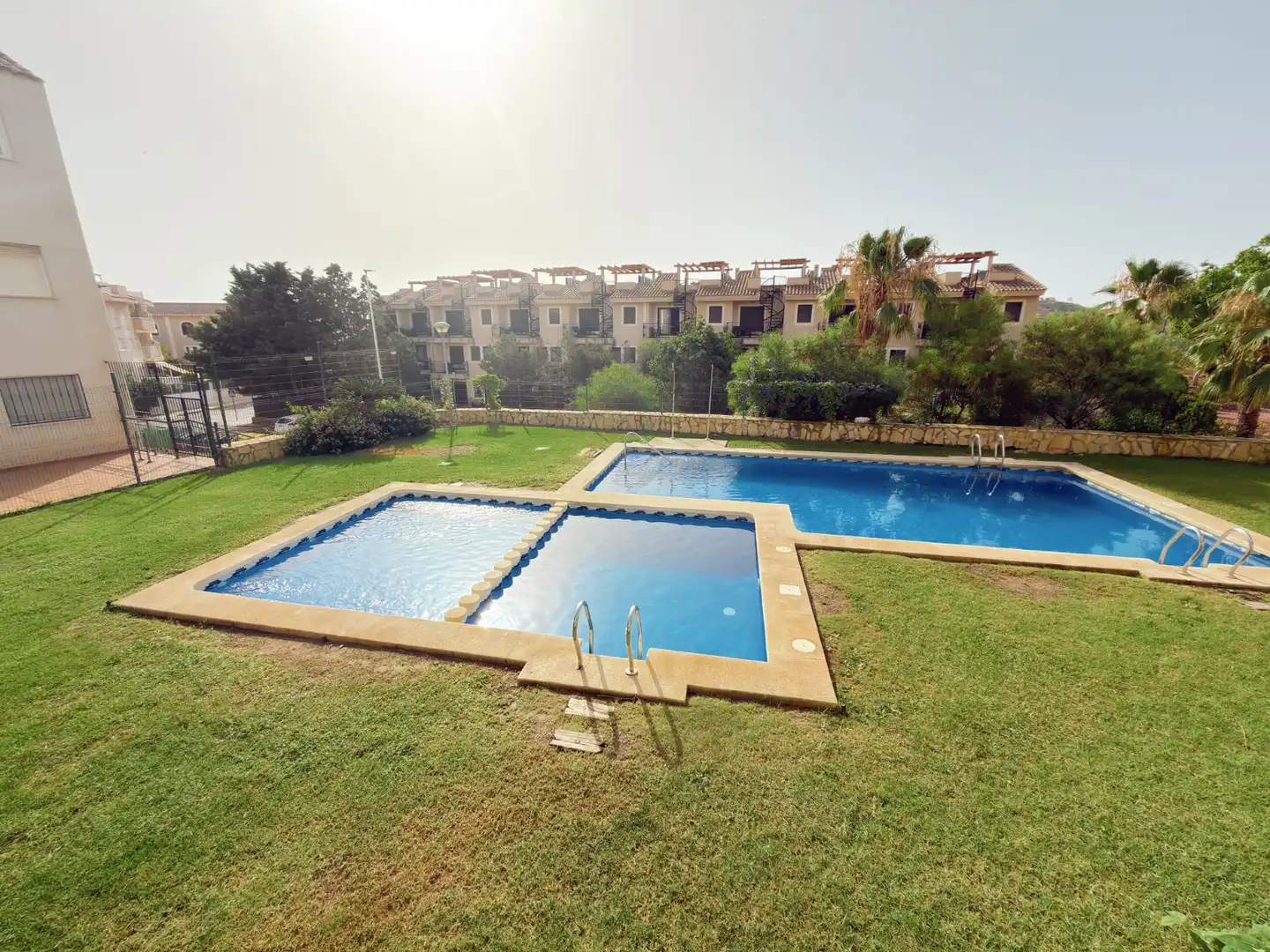 Piscina de Planta baixa en venda en Águilas amb Aire condicionat, Calefacció i Terrassa