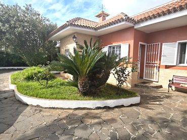 Villa mit Garten zum Verkauf in Calle los Rosado