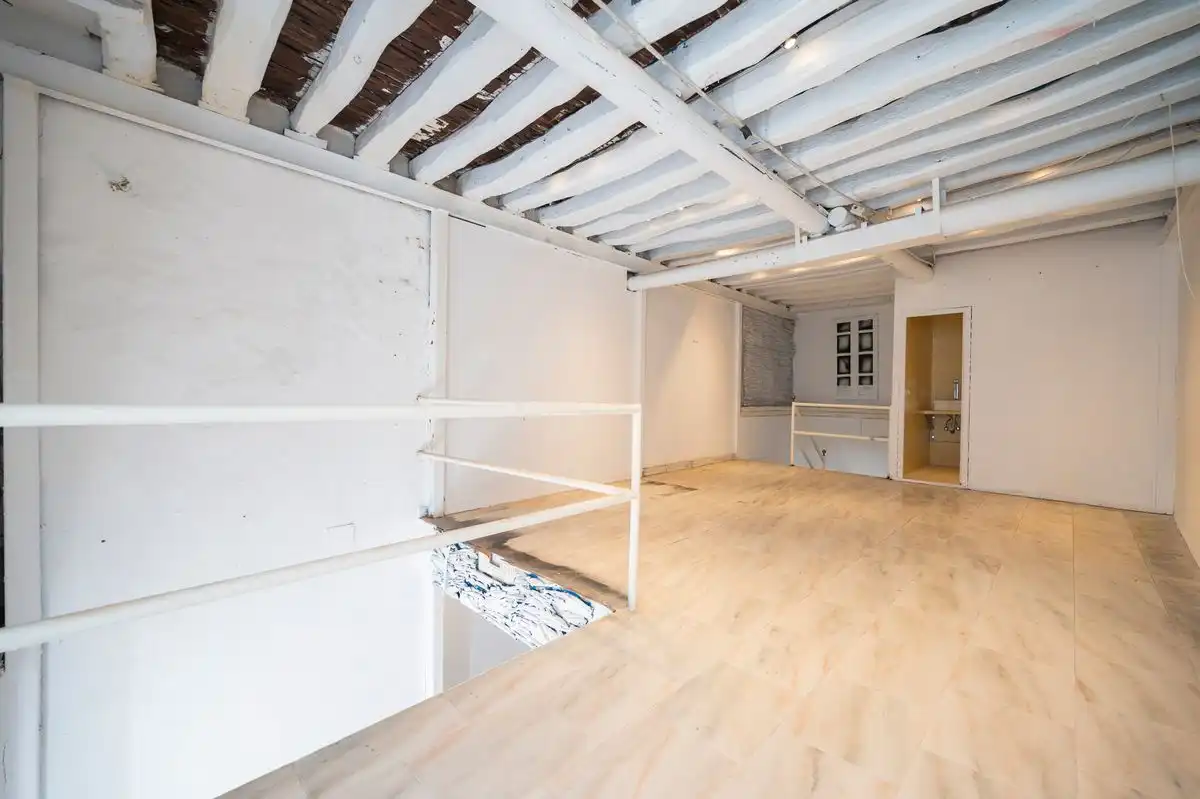 Local comercial en venta en Carrer Enmig, imagen 9