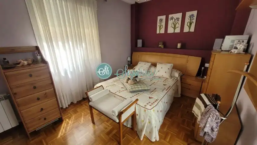 Bedroom of Flat for sale in Segovia  with Heating, Parquet flooring and Terrace