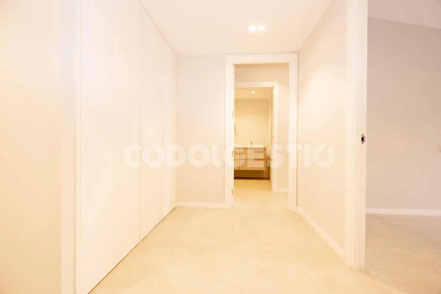 Flat for sale in Vic  with Terrace