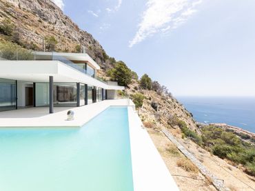 Villa con balcone in vendita a Calle GRAN BRETAÑA-A.H.