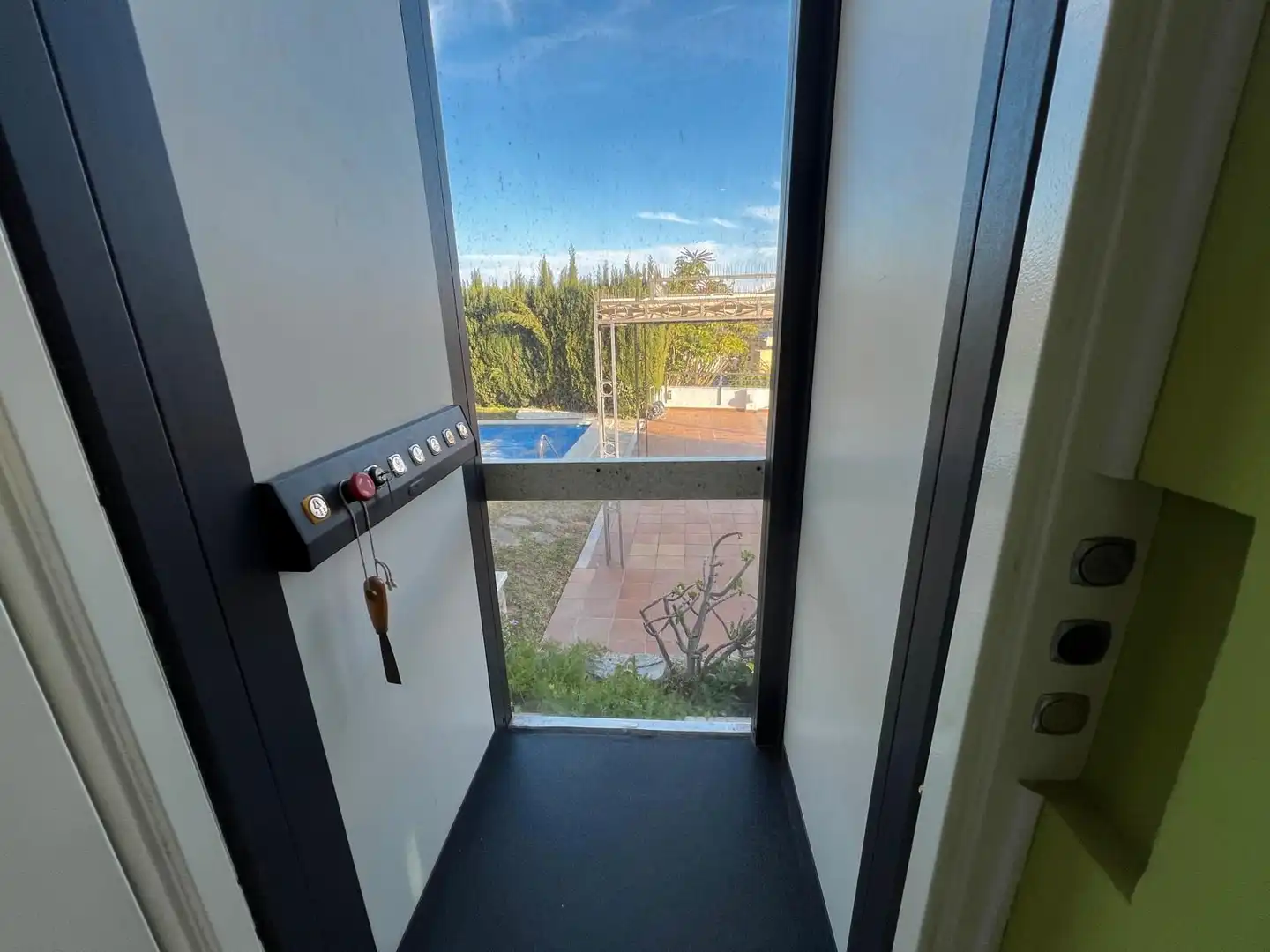 Terraza de Casa o chalet en venta en Vélez-Málaga con Aire acondicionado, Jardín privado y Piscina