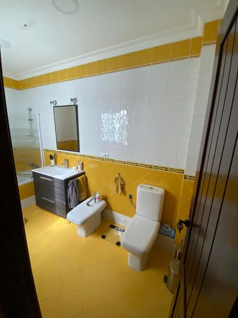 Bathroom of Flat for sale in Morón de la Frontera