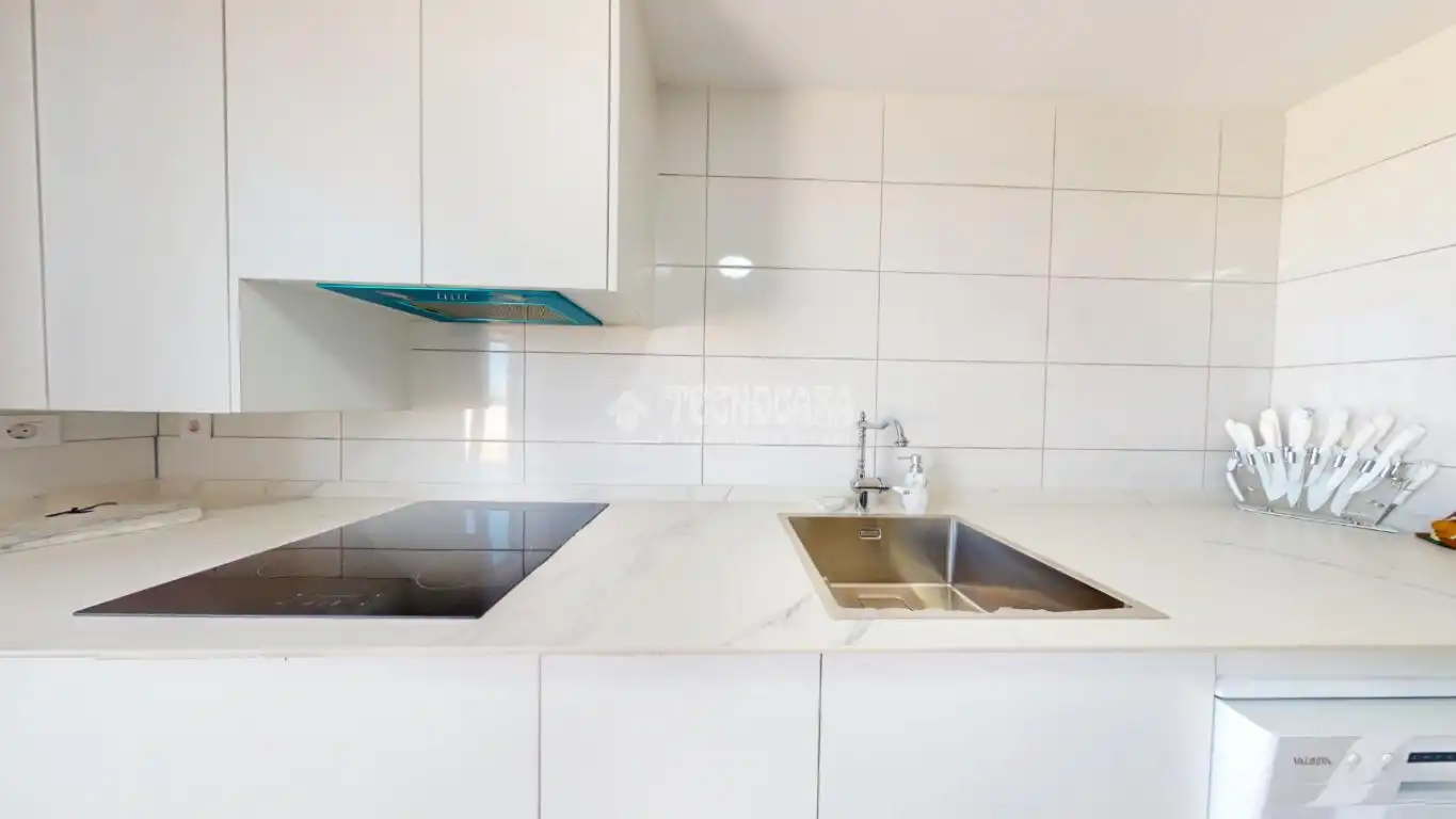 Küche von Wohnung zum Verkauf in Villanueva de la Torre mit Parkett, Terrasse und Möbliert
