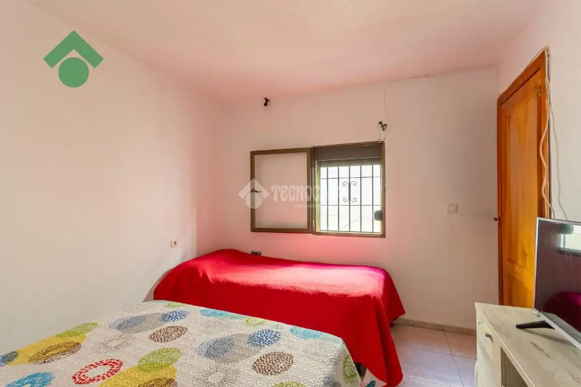 Bedroom of Detached homes for sale in Almuñécar  with Furnished