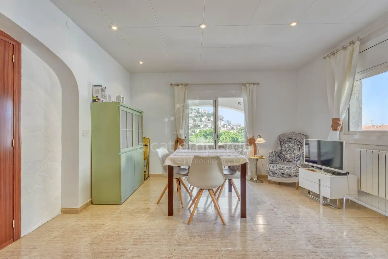 Menjador de Apartament en venda en Roses amb Calefacció, Terrassa i Traster