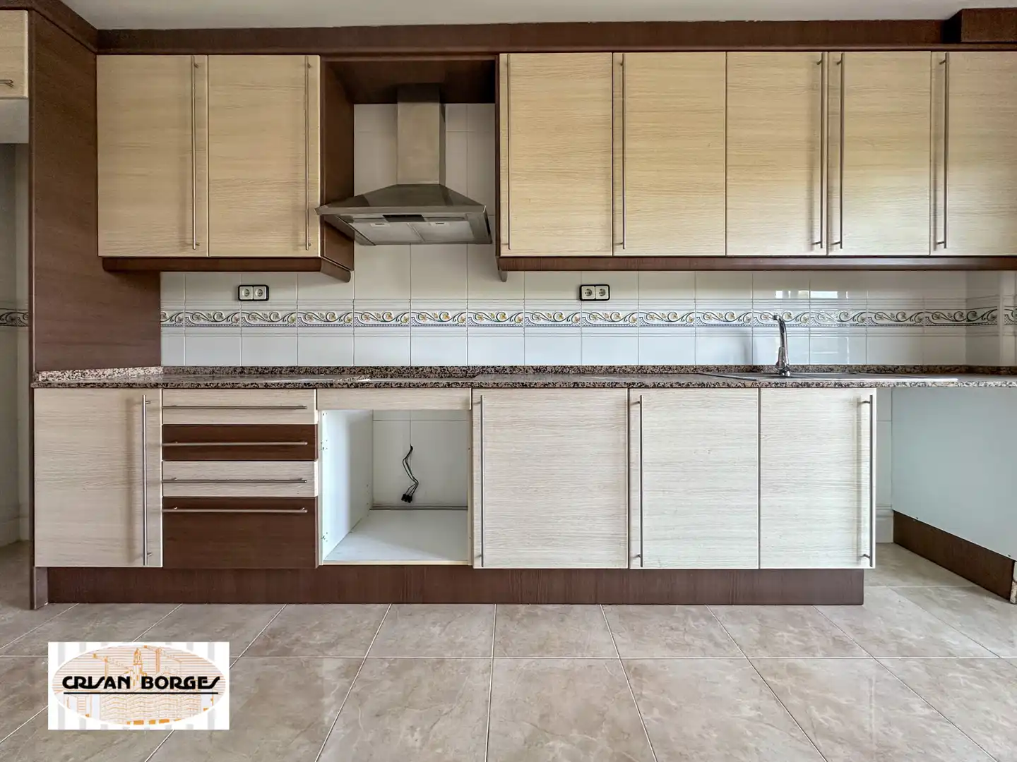 Kitchen of Flat for sale in Reus  with Air Conditioner, Private garden and Parquet flooring