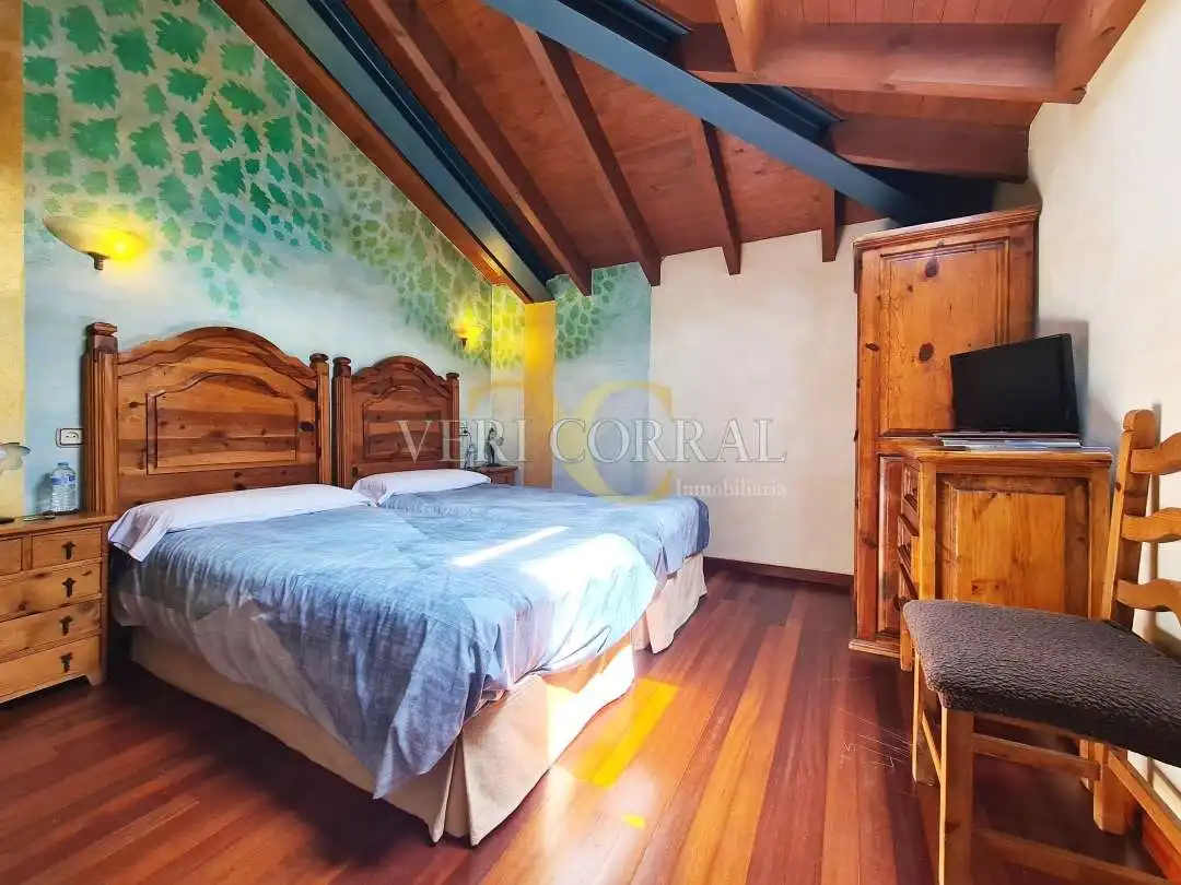 Bedroom of Buildings for sale in Cangas de Onís