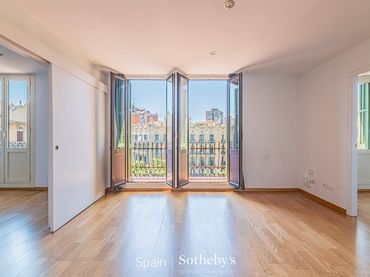 Apartament amb ascensor en venda a Carrer d'Aribau