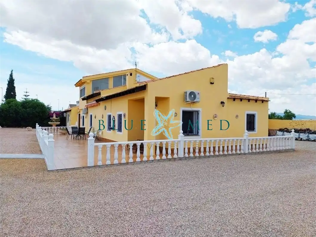 Vista exterior de Casa o chalet en venta en Alhama de Murcia con Aire acondicionado, Calefacción y Jardín privado