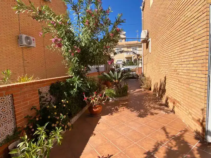 Terrassa de Pis en venda en Torrevieja amb Aire condicionat i Balcó