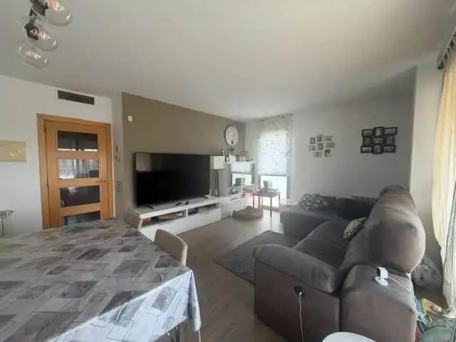 Living room of Flat for sale in Terrassa  with Air Conditioner, Heating and Storage room