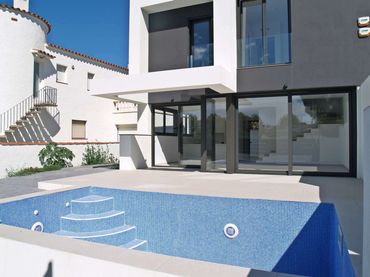 Haus mit Pool zum Verkauf in Requesens