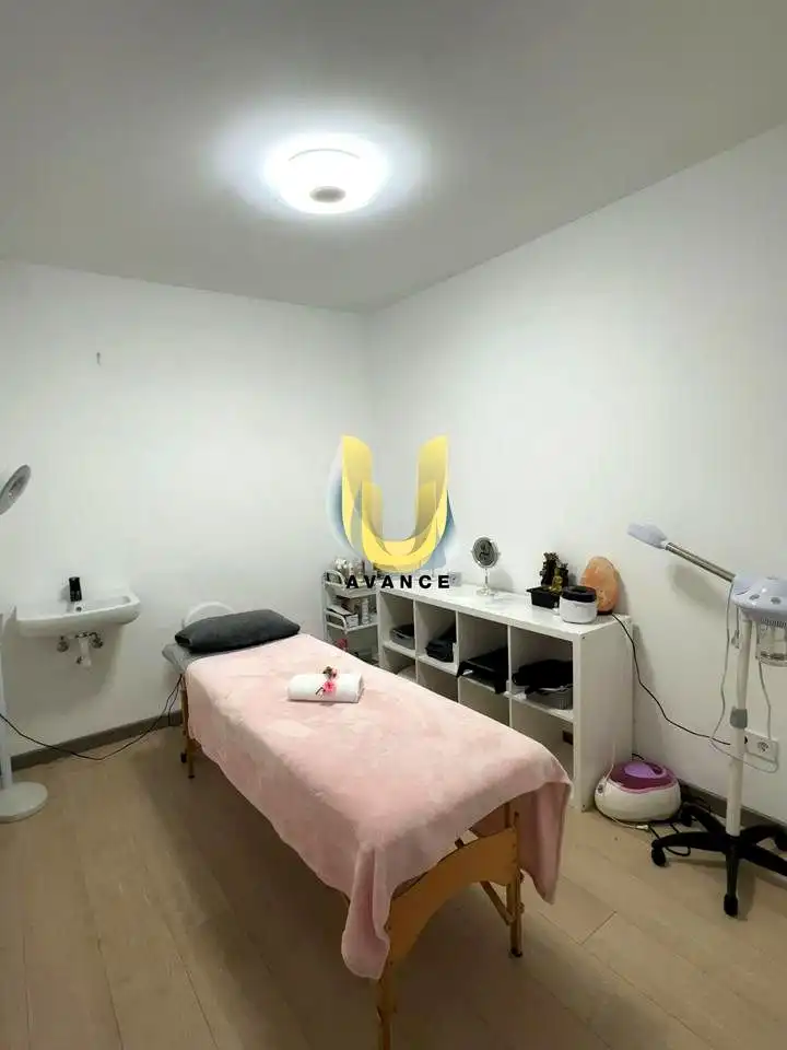 Habitación de Local en traspaso en Madrid