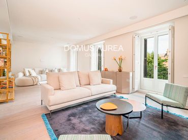 Appartamento con balcone in vendita a Recoletos