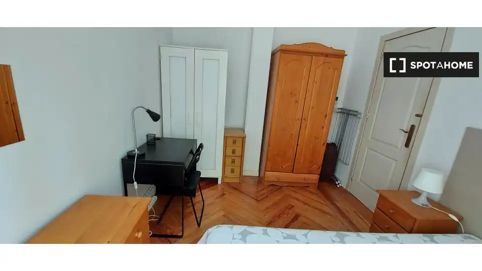 Room in Almagro