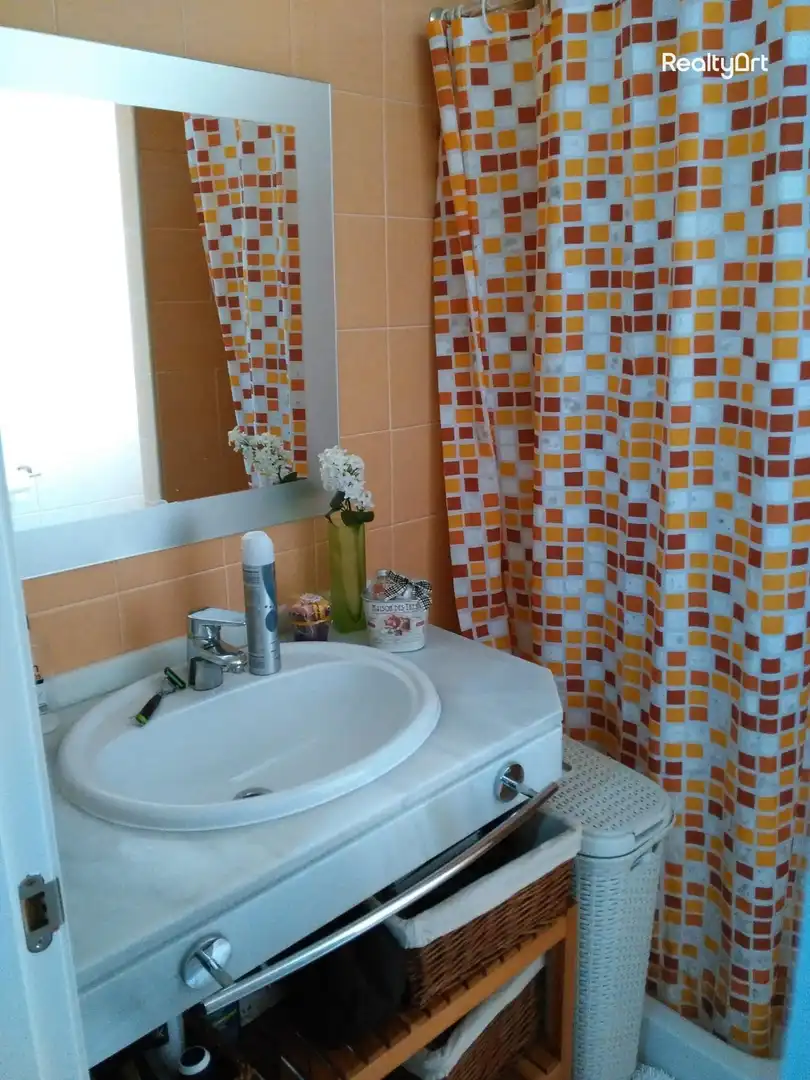 Baño de Casa adosada en venta en Umbrete con Aire acondicionado, Calefacción y Jardín privado