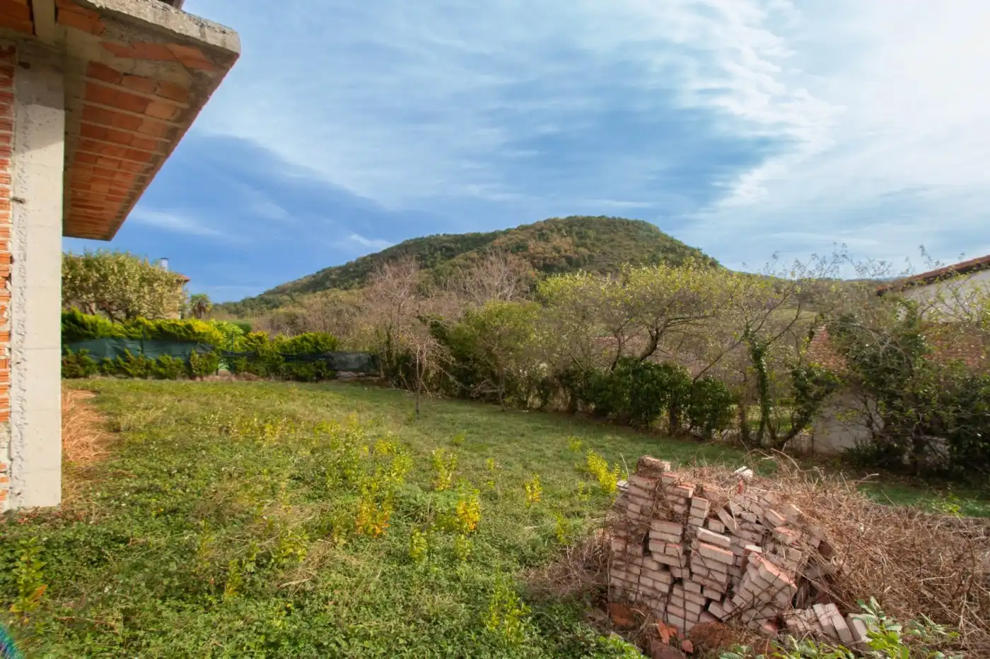 Chalet con jardín en venta en Barrio HORNES 8, imagen 16